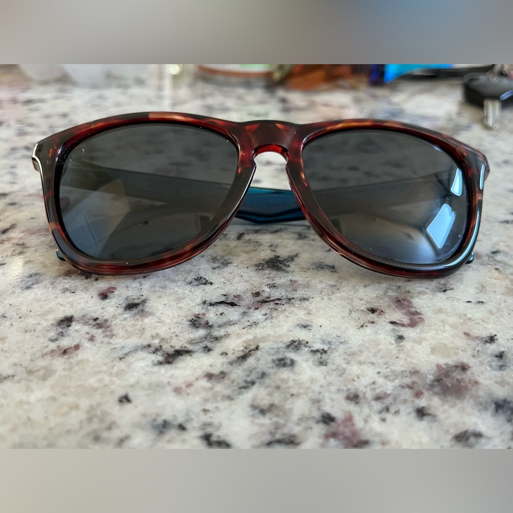 Blenders Sunglasses 🕶️